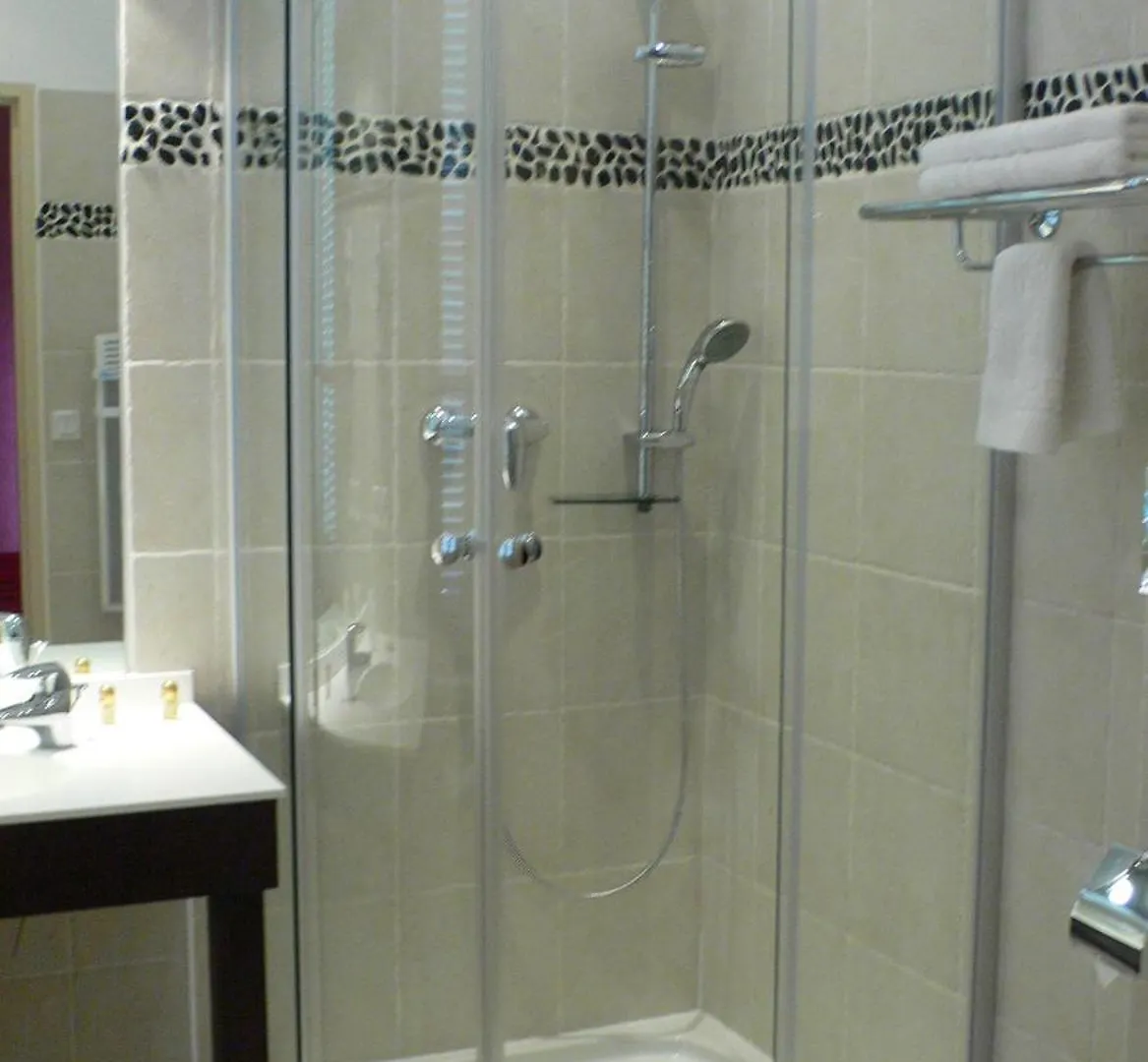 Hotel Le Synaya Sanary-sur-Mer 3*,
